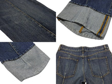 Load image into Gallery viewer, BOTTEGAVENETA ボッテガヴェネタ カーブシェイプ デニムパンツ ジーンズ 723355 V2J80 サイズ42 ロールアップ ブルー 美品 中古 4b005385
