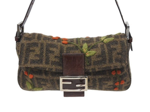 FENDI フェンディ ズッカ柄 マンマバケット ワンショルダーバッグ 木の実 フェルト レザー ブラウン シルバー金具 ロゴ 良品 中古 4b005397
