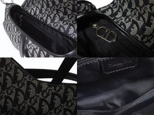 Load image into Gallery viewer, 極美品 Christian Dior クリスチャンディオール トロッター サドルバッグ ブラック ガリアーノ期 シルバー金具 ブラック ロゴ 中古 4b005447