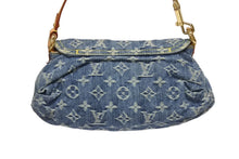 Load image into Gallery viewer, 極美品 LOUIS VUITTON ルイヴィトン ミニプリーティ ハンドバッグ M95050 モノグラムデニム レザー ブルー 中古 4b005462