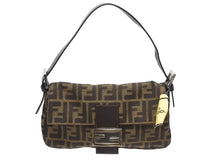 Load image into Gallery viewer, 極美品 FENDI フェンディ ハンドバッグ ズッカ柄 マンマバケット ブラウン キャンバス レザー 25124 シルバー金具 中古 4b005465