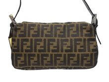 Load image into Gallery viewer, 極美品 FENDI フェンディ ハンドバッグ ズッカ柄 マンマバケット ブラウン キャンバス レザー 25124 シルバー金具 中古 4b005465