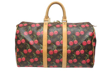 Load image into Gallery viewer, 極美品 LOUIS VUITTON ルイヴィトン キーポル45 ボストンバッグ M95011 モノグラム チェリー PVC レザー ブラウン 村上隆 美品 中古 4b005477