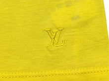 Load image into Gallery viewer, LOUIS VUITTON ルイヴィトン 気球デザイン キッズＴシャツ RM111K MSJR99JE9 イタリア製 希少 コットン イエロー サイズ4 美品 中古 4b005533