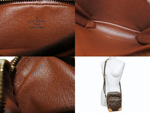 Load image into Gallery viewer, LOUIS VUITTON ルイヴィトン アマゾン ショルダーバッグ モノグラム M45236 ブラウン ゴールド金具 美品 中古 4b005547