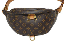 Load image into Gallery viewer, LOUIS VUITTON ルイヴィトン ボディバッグ M43644 バムバッグ ブラウン モノグラムキャンバス 美品 中古 4b005561