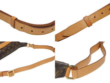 Load image into Gallery viewer, LOUIS VUITTON ルイヴィトン ボディバッグ M43644 バムバッグ ブラウン モノグラムキャンバス 美品 中古 4b005561