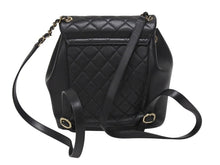 Load image into Gallery viewer, 新品同様 CHANEL シャネル リュック バックパック ココマーク キルティング ブラック ランダム番台 中古 4b005592