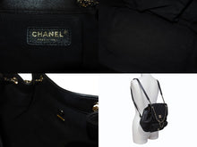 Load image into Gallery viewer, 新品同様 CHANEL シャネル リュック バックパック ココマーク キルティング ブラック ランダム番台 中古 4b005592