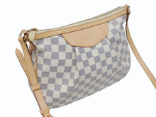 Load image into Gallery viewer, 新品同様 LOUIS VUITTON ルイヴィトン シラクーサPM ショルダーバッグ N41113 ダミエアズールキャンバス ホワイト ベージュ 中古 4b005597