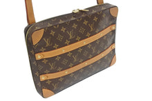 Load image into Gallery viewer, LOUIS VUITTON ルイヴィトン モノグラム ショルダーバッグ レガシー ソフトトランク メッセンジャーPM M68494 ブラウン 美品 中古 4b005625