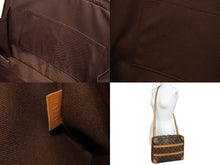 Load image into Gallery viewer, LOUIS VUITTON ルイヴィトン モノグラム ショルダーバッグ レガシー ソフトトランク メッセンジャーPM M68494 ブラウン 美品 中古 4b005625