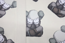 画像をギャラリービューアに読み込む, 未使用 UNIQLO KAWS ユニクロ カウズ KAWS TOKYO FIRST トートバッグ キャンバス オフホワイト 総柄 中古 4b005653 