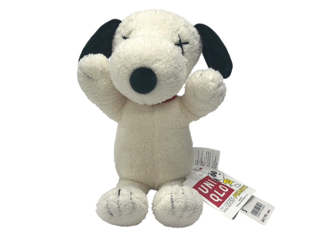新品未使用 UNIQLO ユニクロ x KAWS カウズ x PEANUTS ピーナッツ スヌーピー ぬいぐるみ 7H114A サイズS ホワイト 中古 4b005655