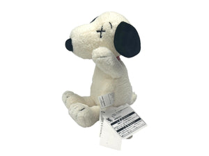 新品未使用 UNIQLO ユニクロ x KAWS カウズ x PEANUTS ピーナッツ スヌーピー ぬいぐるみ 7H114A サイズS ホワイト 中古 4b005655