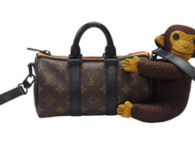 Load image into Gallery viewer, LOUIS VUITTON ルイヴィトン モノグラム LVフレンド キーポル XS モンキー 2WAY ブラウン M80118 中古 4b005675