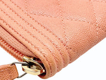 Load image into Gallery viewer, CHANEL シャネル BOY CHANEL ボーイシャネル コインケース A80602 27番台 ココマーク キャビアスキン サーモンピンク 美品 中古 4b005719