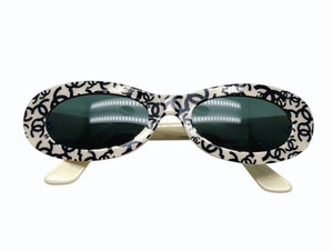 CHANEL シャネル オーバルサングラス アイウェア 18316 C0200 アイボリー ブラック ココマーク 総柄 美品 中古 4b005720