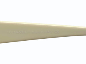 CHANEL シャネル オーバルサングラス アイウェア 18316 C0200 アイボリー ブラック ココマーク 総柄 美品 中古 4b005720