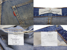 Load image into Gallery viewer, GOLDEN GOOSE x LEVI&#39;S ゴールデングース リーバイス リメイク スタッズカスタム デニムショーツ ブルー サイズ34 美品 中古 4b005734