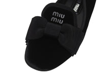 画像をギャラリービューアに読み込む, 極美品 MIUMIU ミュウミュウ 24FW フラットパンプス 5S088E サイズ37 ベルベット レザーラバー ブラック ロゴプレート 中古 4b005735 