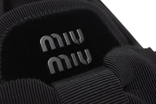 画像をギャラリービューアに読み込む, 極美品 MIUMIU ミュウミュウ 24FW フラットパンプス 5S088E サイズ37 ベルベット レザーラバー ブラック ロゴプレート 中古 4b005735 