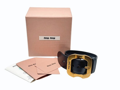以前同様品 MIUMIU ミュウミュウ バックル付 ブレスレット レザー メタル ブラック ゴールド金具 サイズM 中古 4b005740 