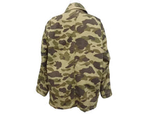 Load image into Gallery viewer, A BATHING APE アベイシングエイプ × CARHARTT カーハート アクティブジャケット ACE-04701 サイズS 06AW カモフラ柄 美品 中古 4b005758