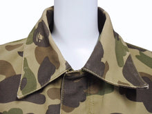 Load image into Gallery viewer, A BATHING APE アベイシングエイプ × CARHARTT カーハート アクティブジャケット ACE-04701 サイズS 06AW カモフラ柄 美品 中古 4b005758