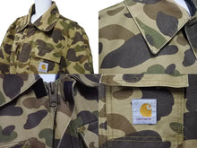 Load image into Gallery viewer, A BATHING APE アベイシングエイプ × CARHARTT カーハート アクティブジャケット ACE-04701 サイズS 06AW カモフラ柄 美品 中古 4b005758