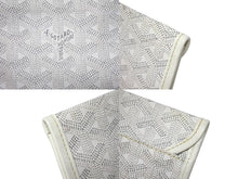 Load image into Gallery viewer, GOYARD ゴヤール ポーチ ポシェット 小物入れ PVC レザー ホワイト グレー マーカージュアート サンルイ シルバー金具 美品 中古 4b005765