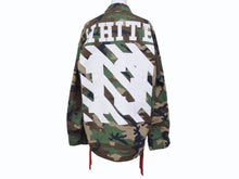 Load image into Gallery viewer, OFF WHITE オフホワイト Sahariana Jacket カモ柄 デニムジャケット デニムシャツ ワッペン 刺繍 迷彩 サイズS 美品 中古 4b005789