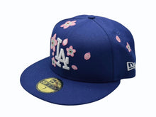 Load image into Gallery viewer, 新品未使用 NEW ERA × MLBワールドツアー × 村上隆 ニューエラ 59fifty 東京シリーズ LA ドジャース ブルー サイズ7 中古 4b005814