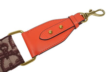 Load image into Gallery viewer, 極美品 Christian Dior クリスチャンディオール ショルダーストラップ トロッター スタッズ レザー キャンバス ボルドー 中古 4b005817