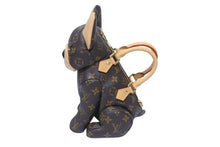 Load image into Gallery viewer, 新品未使用 LOUIS VUITTON ルイヴィトン プーチ バッグ ハンドバッグ M12617 犬 モノグラム 2WAY 犬 PVC レザー 中古 4b005820