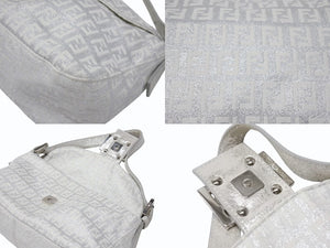 FENDI フェンディ ズッキーノ柄 マンマバケット グリッター ワンショルダーバッグ 8BR003 キャンバス シルバー シルバー金具 美品 中古 4b005843