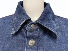 Load image into Gallery viewer, 極美品 CHROME HEARTS クロムハーツ デニムジャケット ブルゾン サイズM クロスボールボタン インディゴブルー シルバー925 中古 4b005861