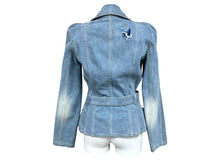 Load image into Gallery viewer, CHRISTIAN DIOR BOUTIQUE クリスチャンディオール フローラル バタフライ 刺繍 ジャケット 5A12022240 デニム ブルー サイズ36 美品 中古 4b005872