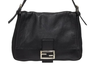 極美品 FENDI フェンディ ワンショルダーバッグ ズッカロゴ マンマバケット ラムスキン ブラック シルバー金具 中古 4b005917