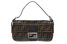 Load image into Gallery viewer, 極美品 FENDI フェンディ マンマバケット ワンショルダーバッグ 26424 ズッカ柄 キャンバス レザー ブラウン シルバー金具 中古 4b005921