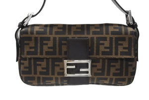 極美品 FENDI フェンディ マンマバケット ワンショルダーバッグ 26424 ズッカ柄 キャンバス レザー ブラウン シルバー金具 中古 4b005921