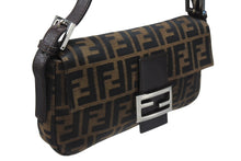 Load image into Gallery viewer, 極美品 FENDI フェンディ マンマバケット ワンショルダーバッグ 26424 ズッカ柄 キャンバス レザー ブラウン シルバー金具 中古 4b005921
