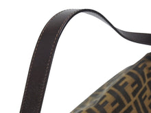 Load image into Gallery viewer, FENDI フェンディ マンマバケット ショルダーバッグ ズッカ柄 コットンキャンバス レザー ブラウン シルバー金具 美品 中古 4b005923