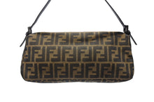 Load image into Gallery viewer, FENDI フェンディ マンマバケット ワンショルダーバッグ 26424 ズッカ柄 キャンバス レザー ブラウン ブラック シルバー金具 美品 中古 4b005924