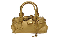 Load image into Gallery viewer, Chloe クロエ パディントン ショルダーバッグ ハンドバッグ 020651 5276 レザー ベージュ ゴールド金具 美品 中古 4b005929