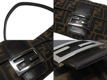 Load image into Gallery viewer, FENDI フェンディ マンマバケット ワンショルダーバッグ 26424 ズッカ柄 キャンバス レザー ブラウン シルバー金具 美品 中古 4b005938