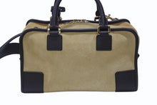 Load image into Gallery viewer, LOEWE ロエベ アナグラム ハンドバッグ ショルダーバッグ 2WAY アマソナ28 スウェード レザー ブラウン ベージュ 美品 中古 4b005941