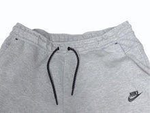 Load image into Gallery viewer, NIKE ナイキ テックフリース ジョガーパンツ スウェットパンツ CHINA製 コットン グレー サイズXL 美品 中古 4b005948
