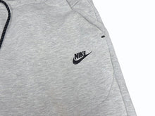 Load image into Gallery viewer, NIKE ナイキ テックフリース ジョガーパンツ スウェットパンツ CHINA製 コットン グレー サイズXL 美品 中古 4b005948