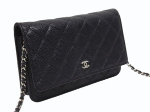 極美品 CHANEL シャネル クラシック チェーンウォレット AP0250 30番台 キャビアスキン ココマーク キルティング ブラック 中古 4b005962